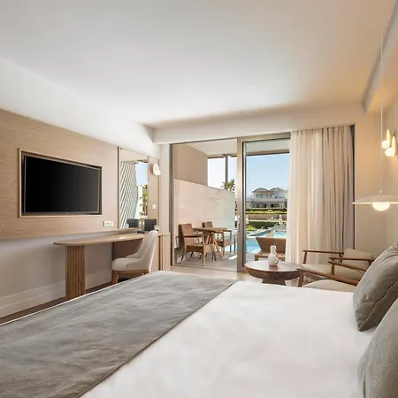 Avra Imperial Hotel