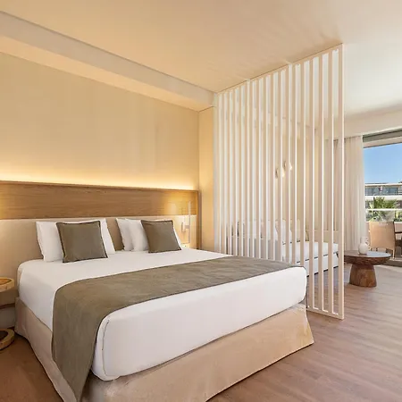 Hotel Avra Imperial Resort & Spa